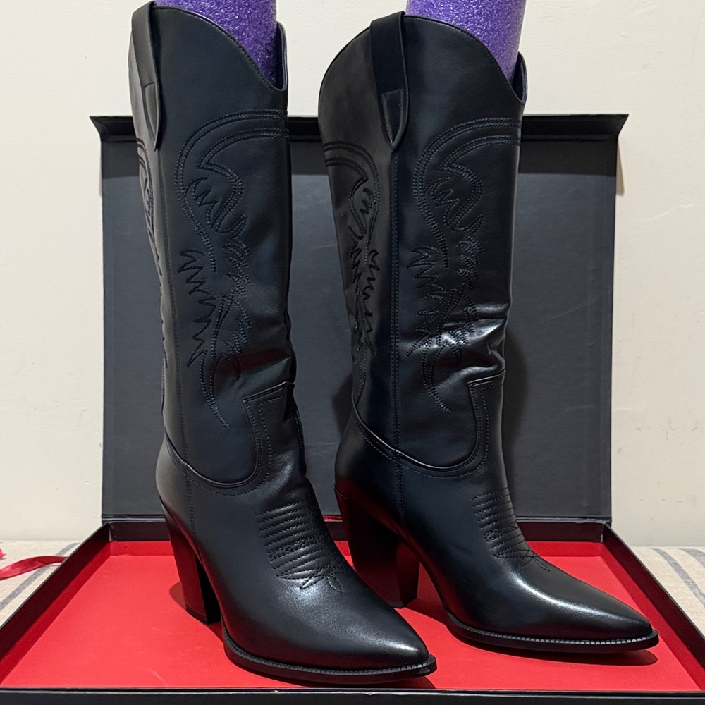Isnom Elegant Women’s Kneee High Boots Black Western Vegan Leather
